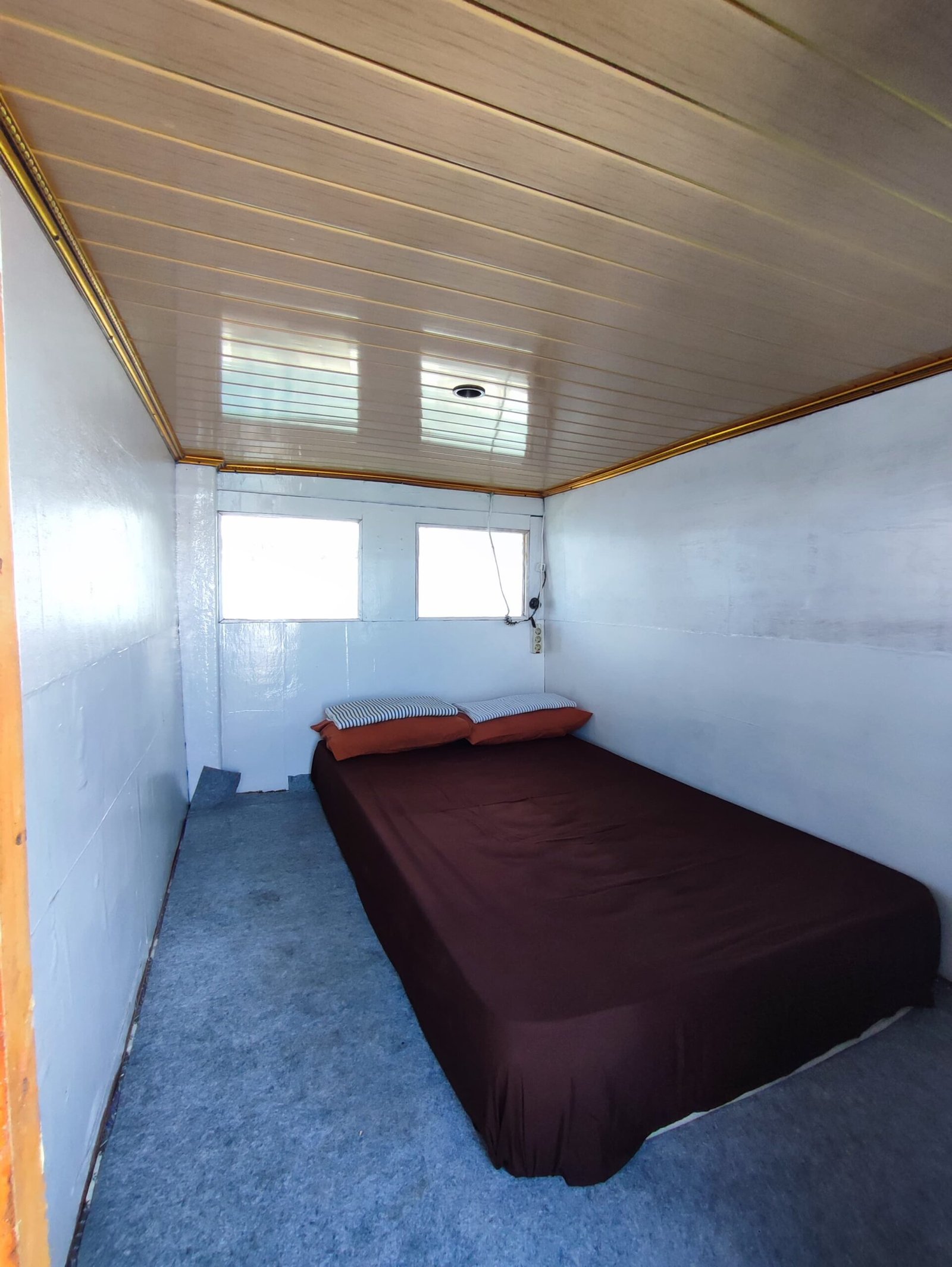 Private Cabin