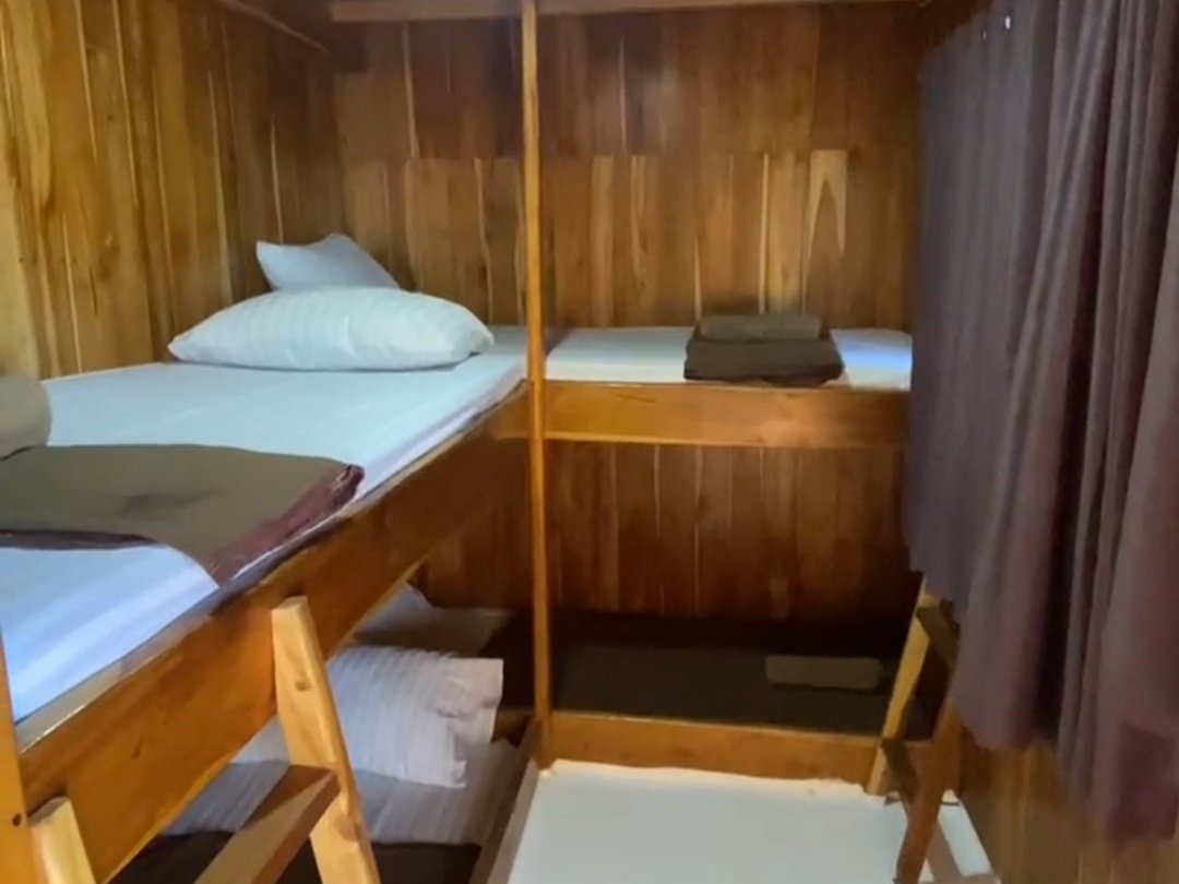 Share Cabin 4